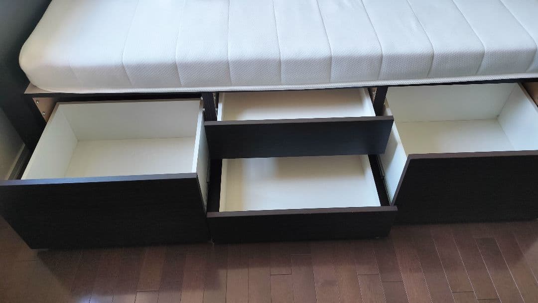 ブラウン（こげ茶色） シングルベッドフレーム 引き出し付き&マットレス