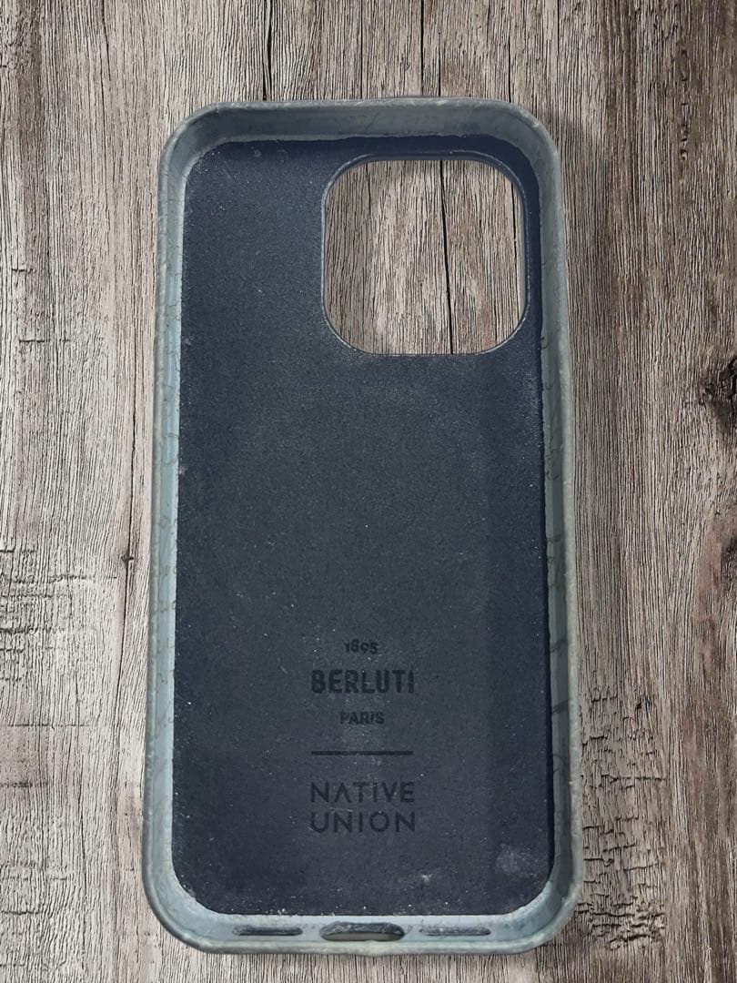 BERLUTI ベルルッティ　iPhoneケース