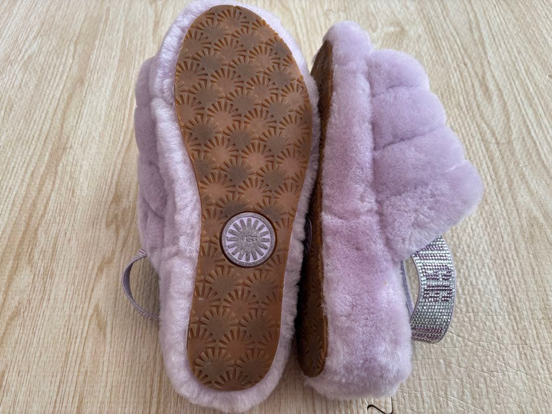 UGG モコモコ サンダル キラキラ