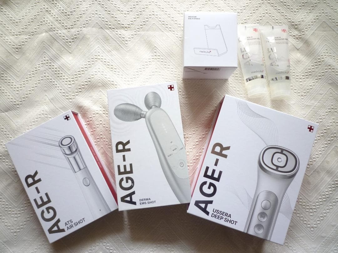 お値下！美品＊メディキューブ 美顔器3点セット＋付属品＋ジェルUSED品ハリ毛穴