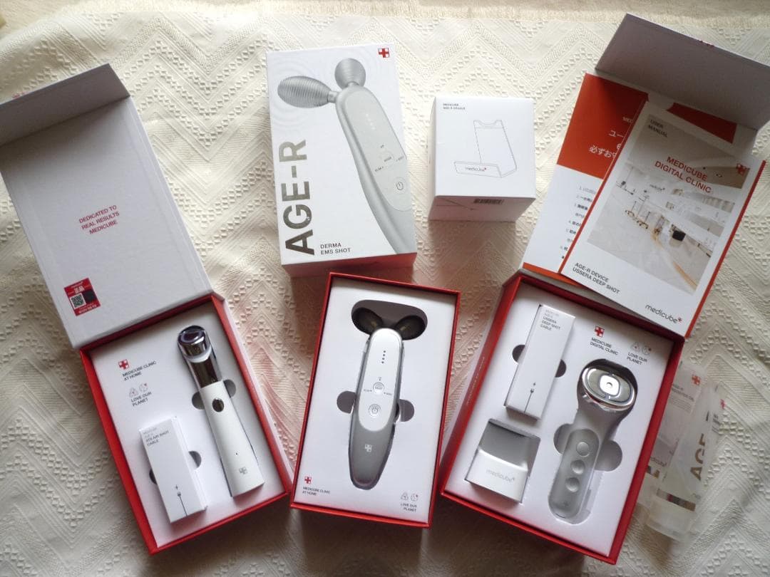 お値下！美品＊メディキューブ 美顔器3点セット＋付属品＋ジェルUSED品ハリ毛穴