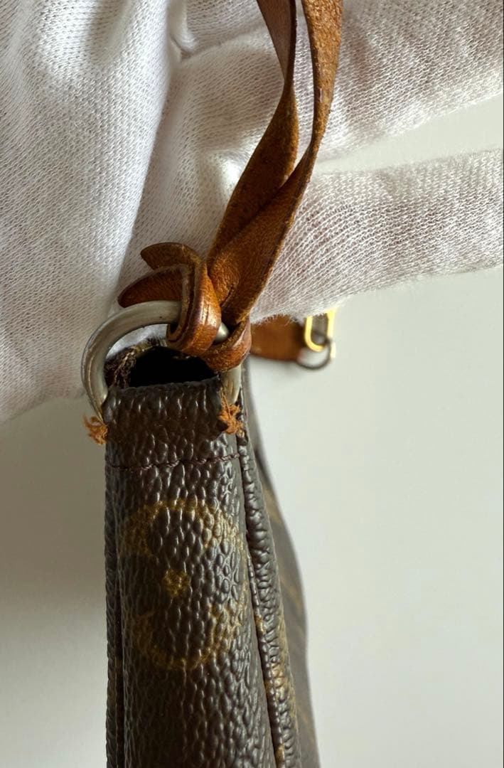 LOUIS VUITTON （ルイ・ヴィトン）ポシェット・アクセソワール