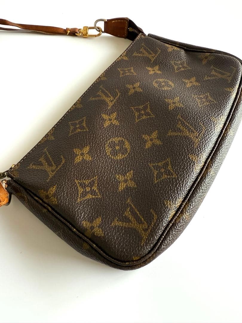 LOUIS VUITTON （ルイ・ヴィトン）ポシェット・アクセソワール