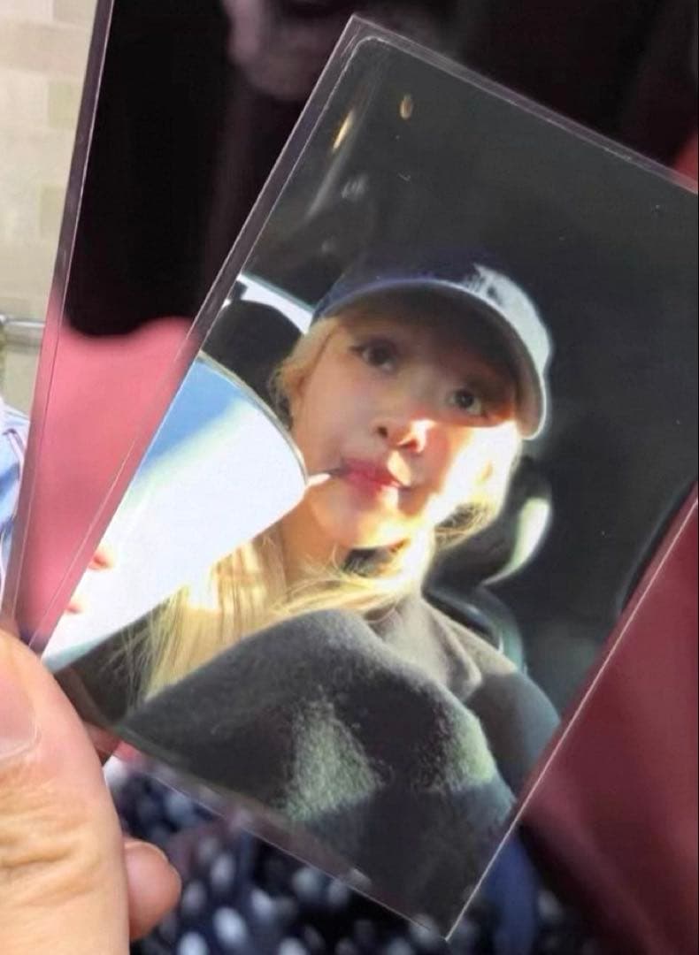 BLACKPINK ロゼ rosie 台湾 台北ポップアップ トレカ B