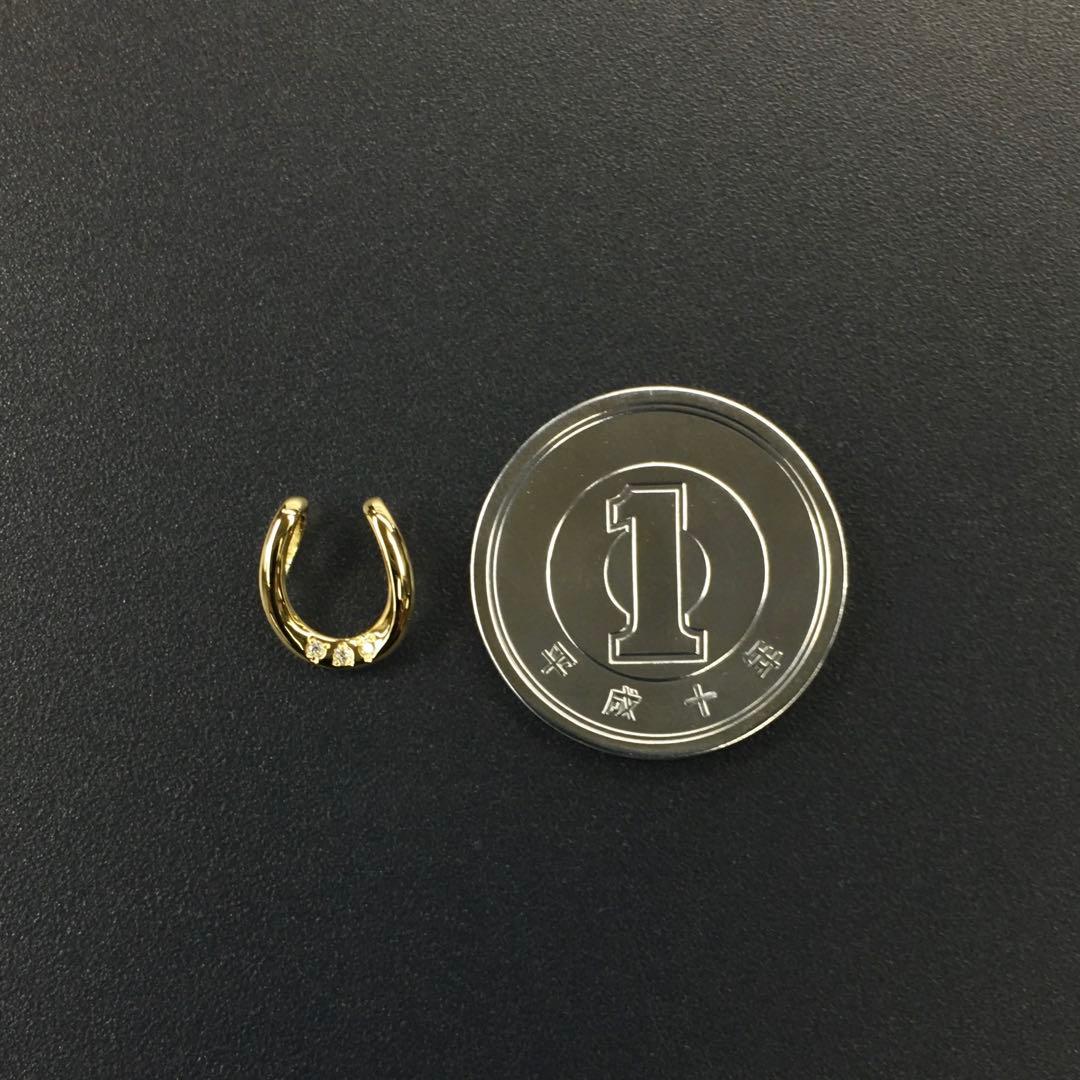 K18 3石ダイヤ 馬蹄ぺンダントトップ 18金