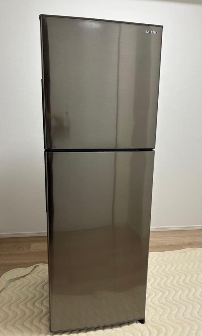 SHARP プラズマクラスター冷蔵庫 シルバー SJ-D23F 2021年製