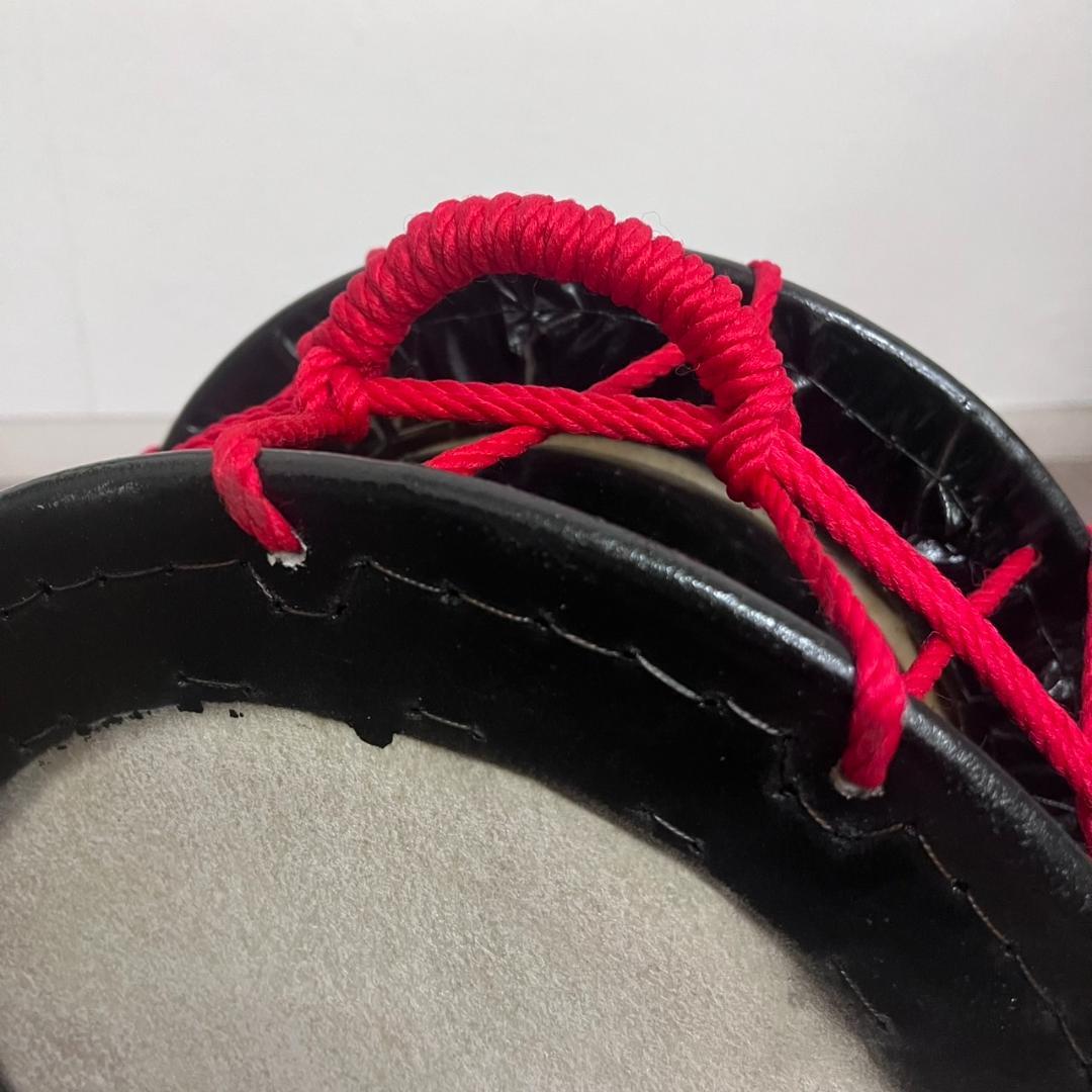 【新品】【蔵出し】締め太鼓 牛革 和太鼓 バチ付 台付 平太鼓 入門用