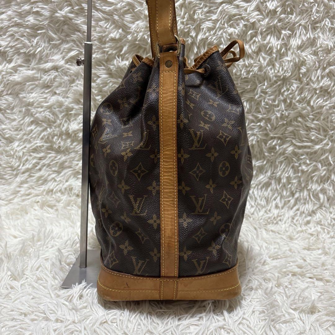 ルイヴィトン　ノエ　ショルダーバッグ　モノグラム　巾着型