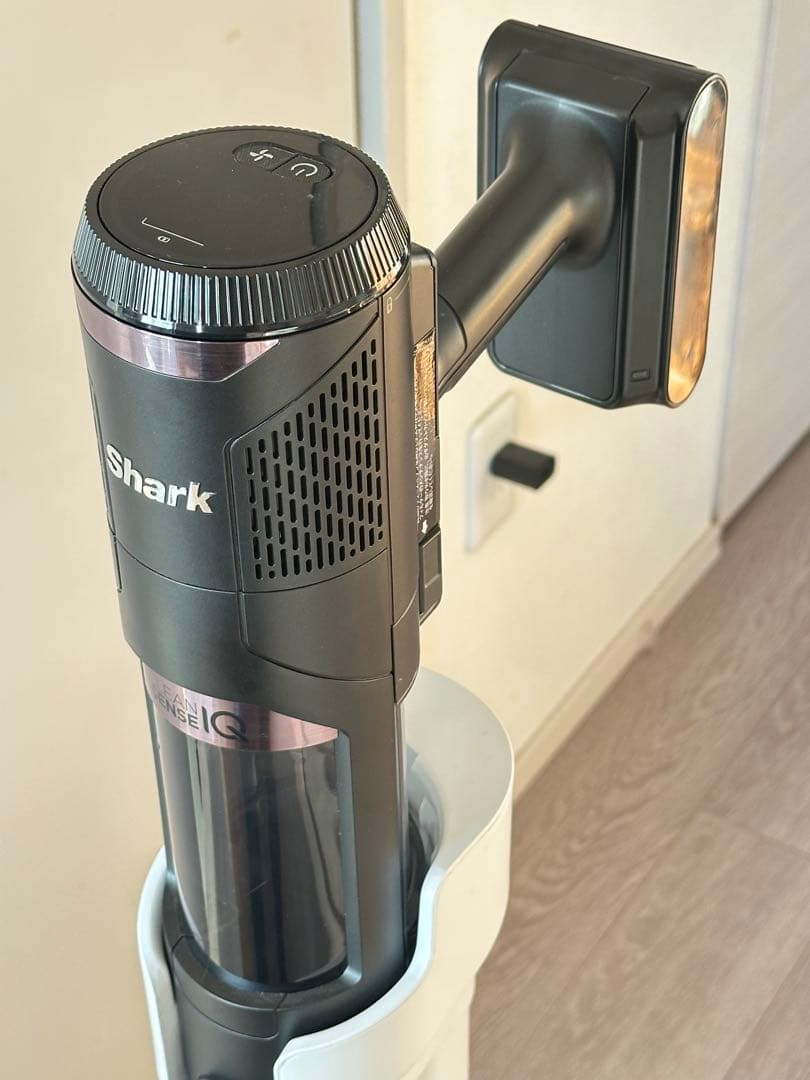 【美品・清掃済】Shark シャーク 高性能コードレス掃除機 IW3145J