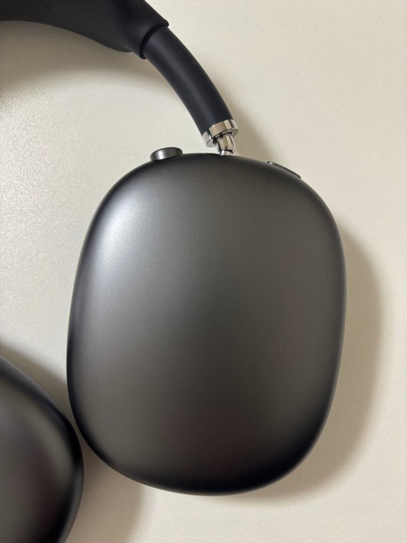 AirPodsMax スペースグレード