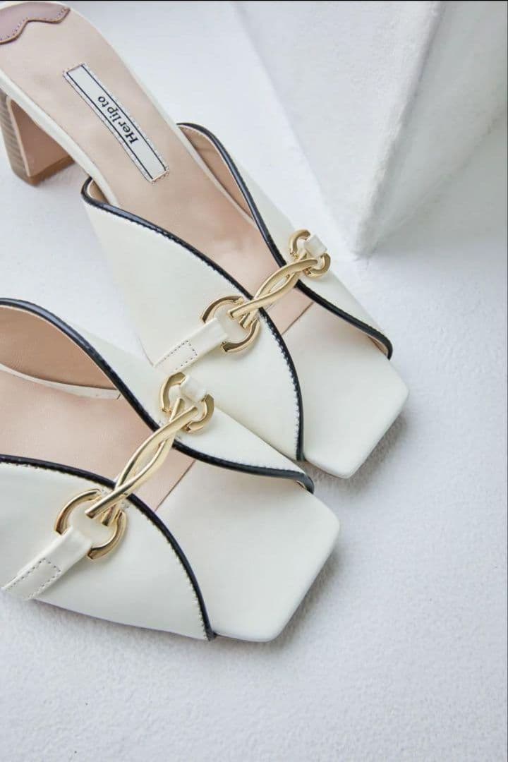 裏貼済 36 Herlipto Bit Square-Toe Mules