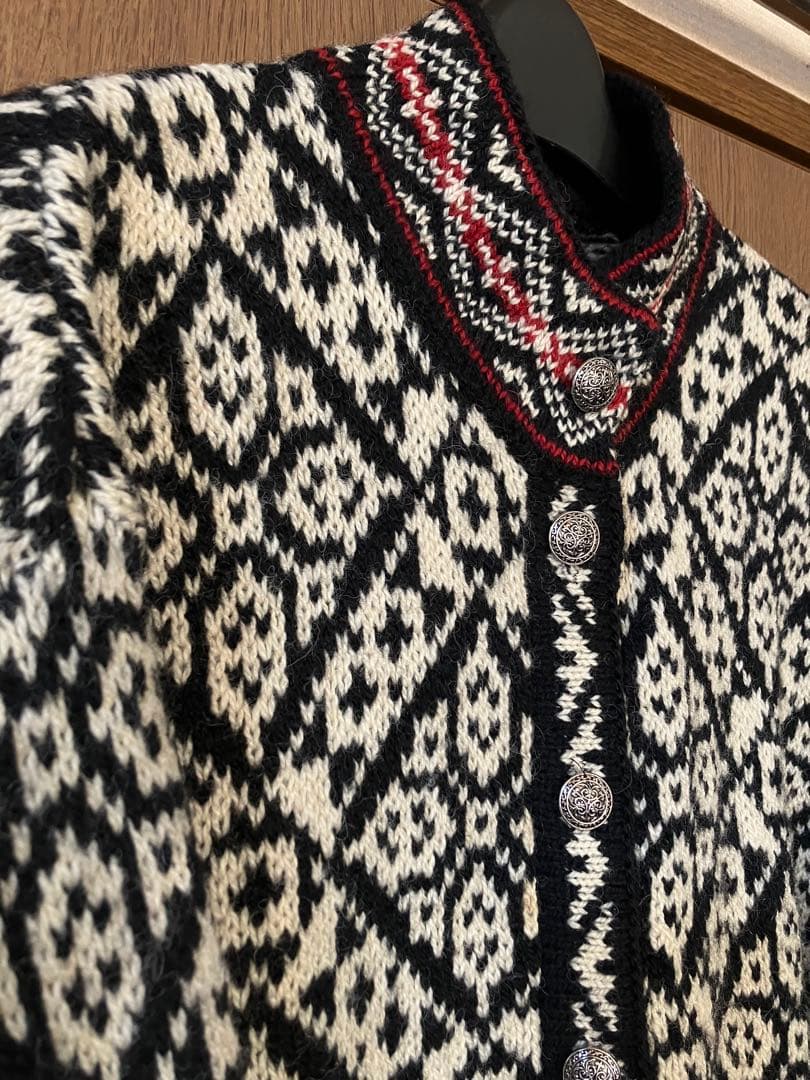 二宮こずえさん着用！エルエルビーン チロルニットカーディン ノルディック