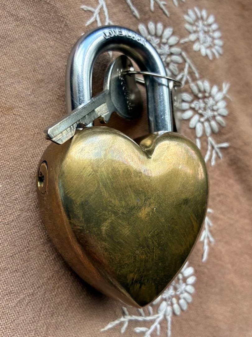 アンティーク 南京錠　鍵 パッドロック　Love lock　キー　真鍮　アメリカ