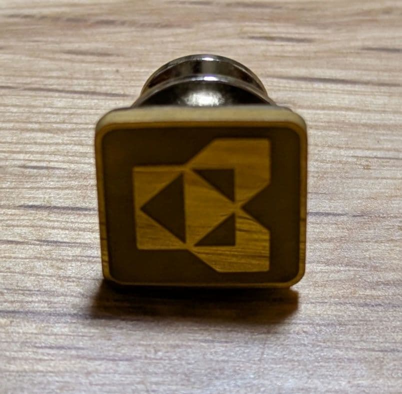 稲盛和夫　京セラ　社章　会社バッジ　未使用品