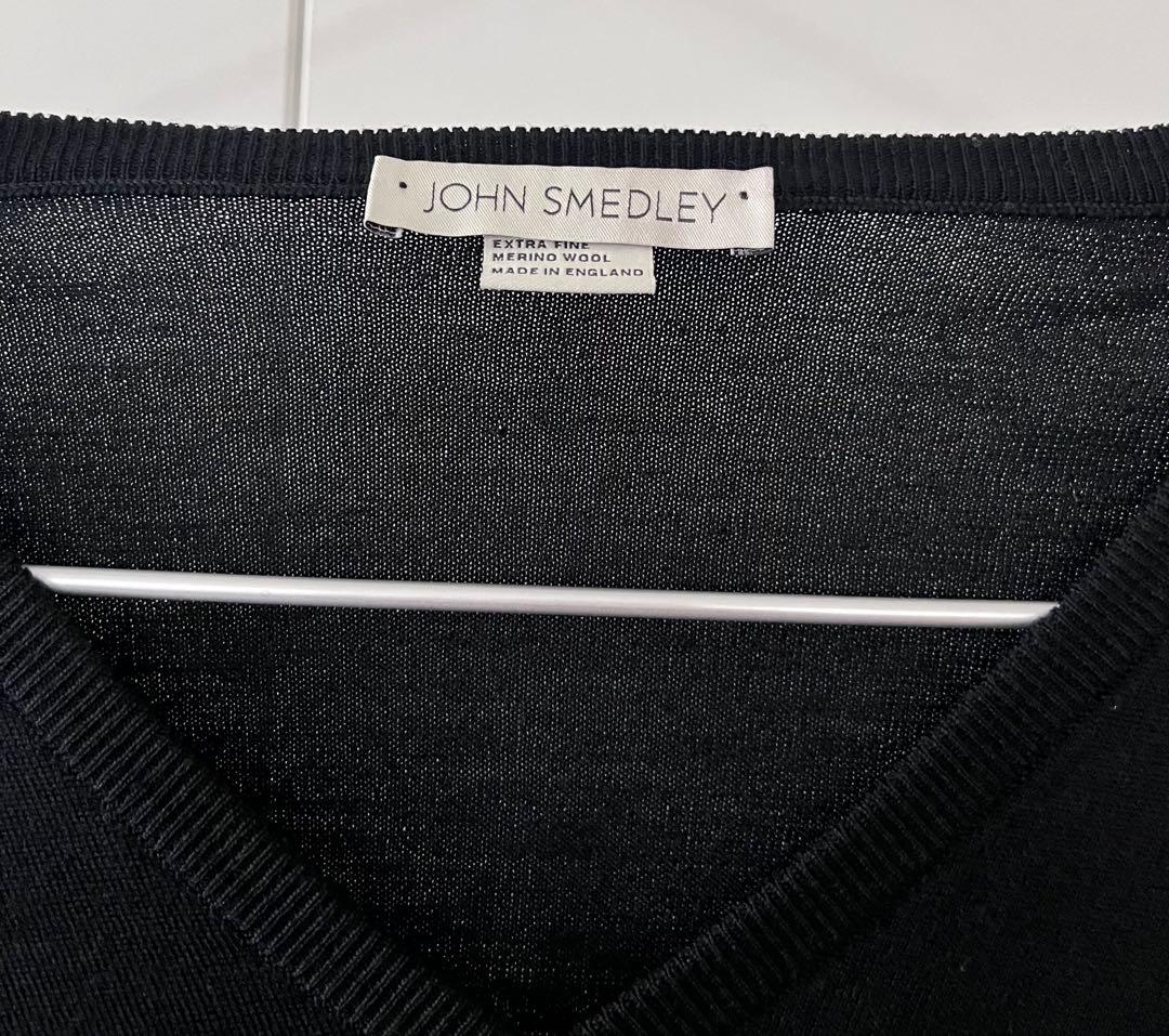 【極美品】JOHN SMEDLEY Vネック ニット ブラック M