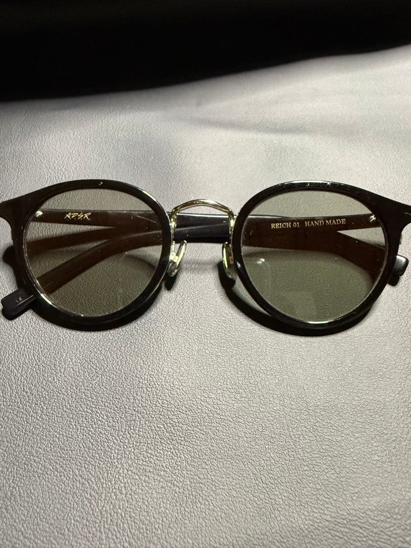 ADSR ブラックオーバルサングラス　A.D.S.R