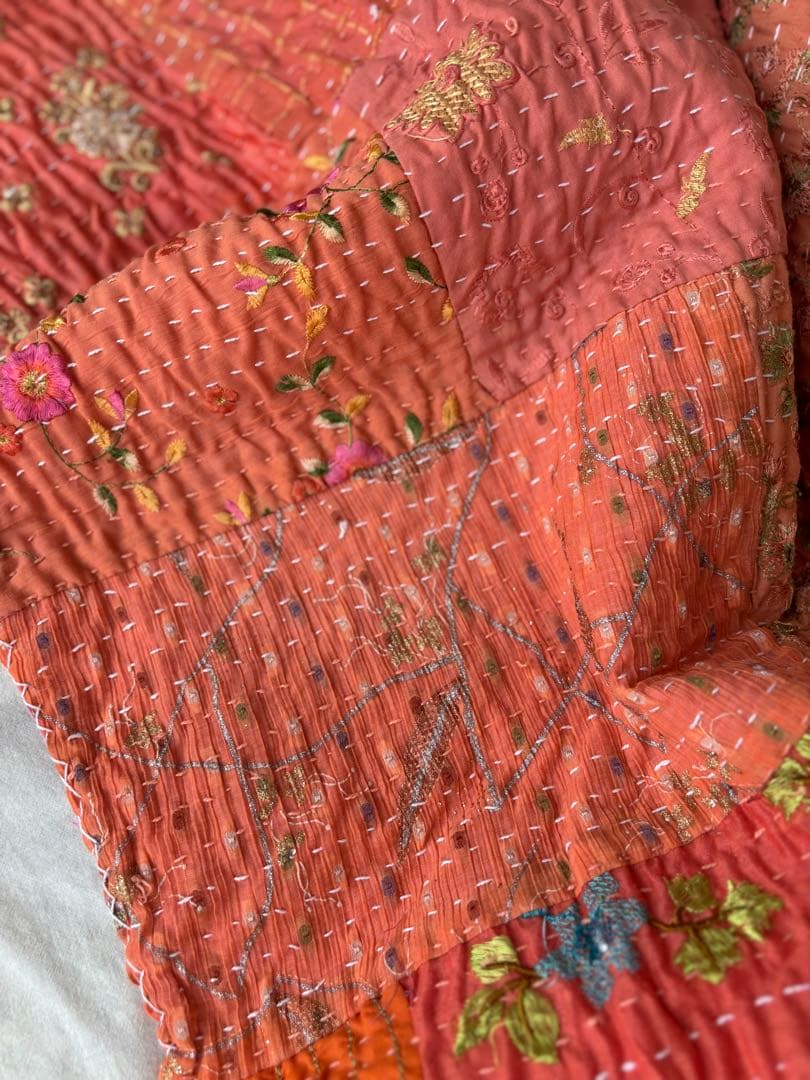 ラリーキルト　インド刺繍　カンタキルト　ヴィンテージ　パッチワーク　マルチカバー