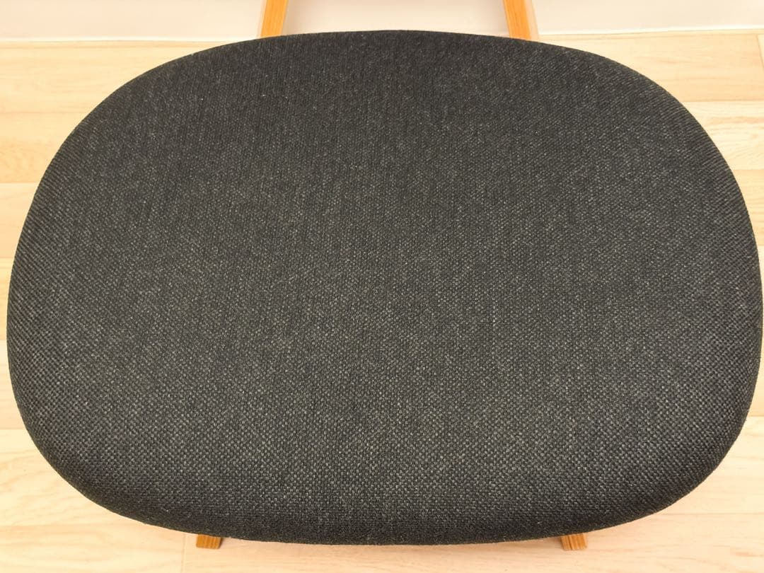 天童木工 低座イス