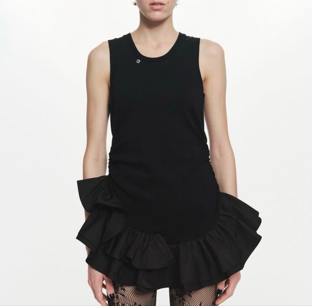 【新品未使用】Bibiy.IRIS RUFFLE TOP（BLACK）