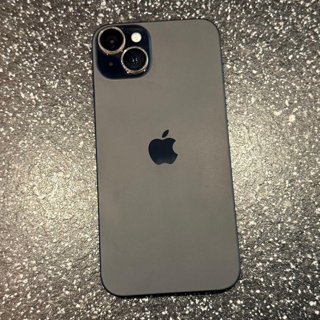 Apple iPhone 15 PLUS ブラック 本体とケース