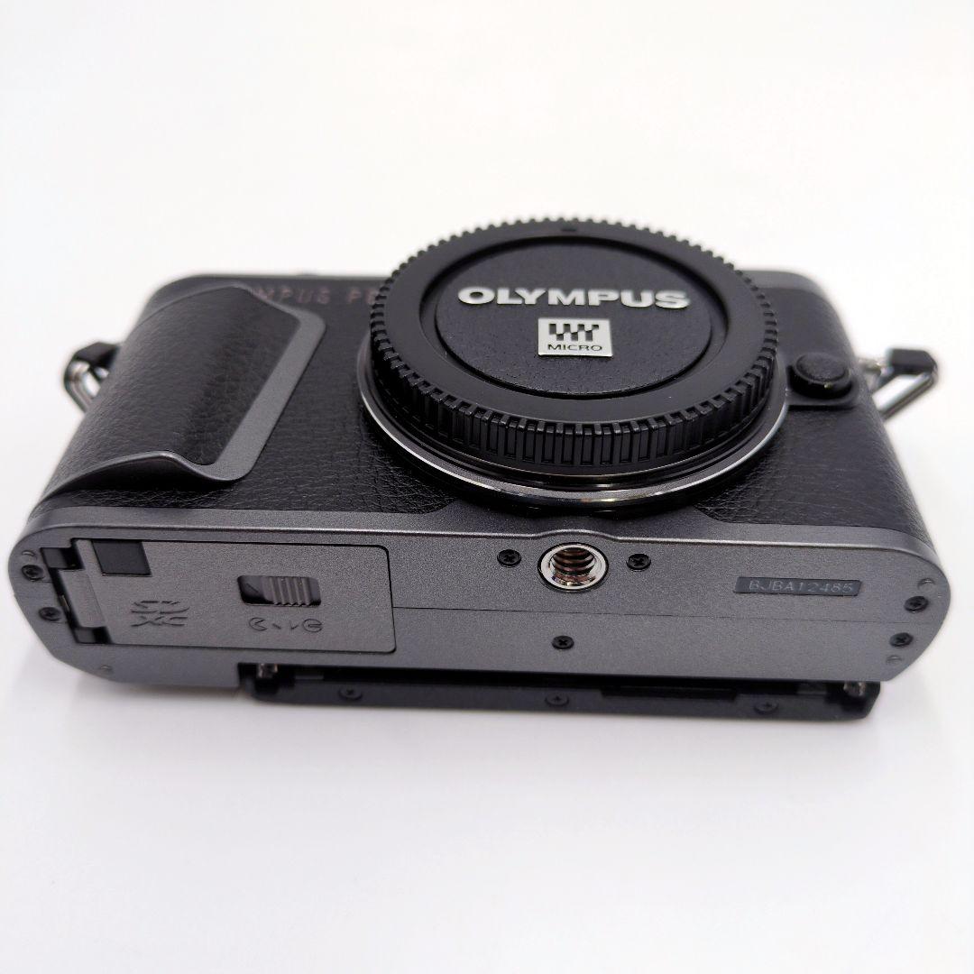 【極美品】OLYMPUS PEN E-PL10 ダブルズーム ショット数390
