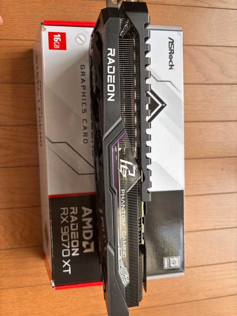 グラフィックボード・グラボ・ビデオカード ASRock RX7800XT 16GB PHANTOM GAMING