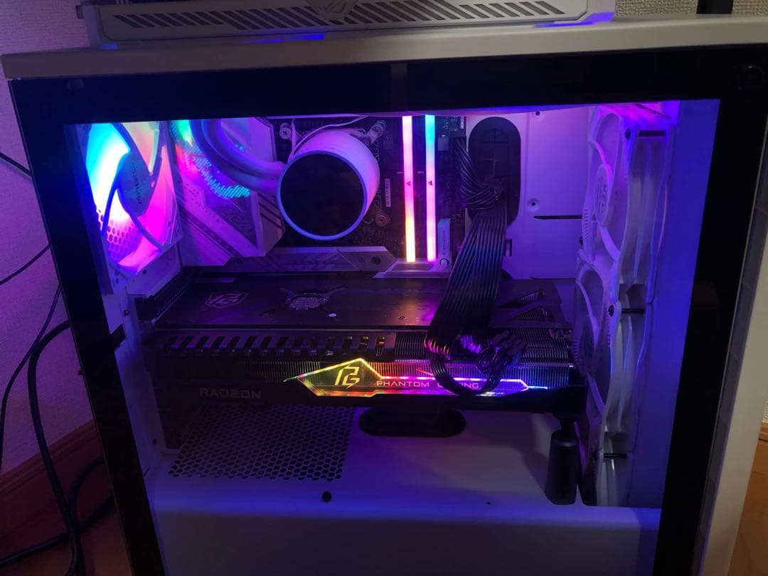 グラフィックボード・グラボ・ビデオカード ASRock RX7800XT 16GB PHANTOM GAMING