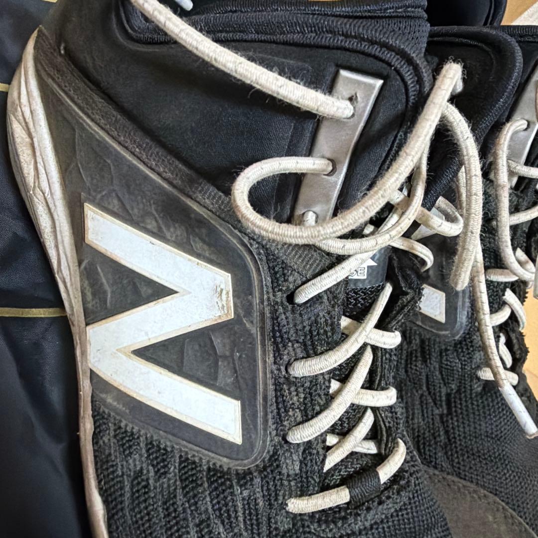 現千葉ロッテマリーンズ　角中勝也選手　実使用スパイク