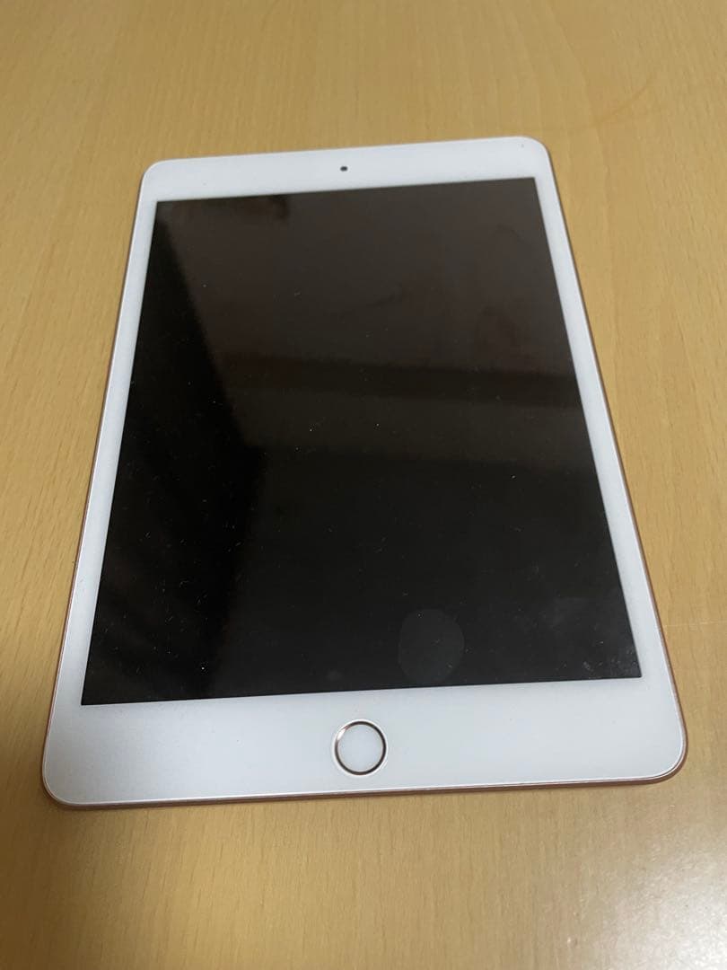 y*8様 Apple iPadmini 第5世代