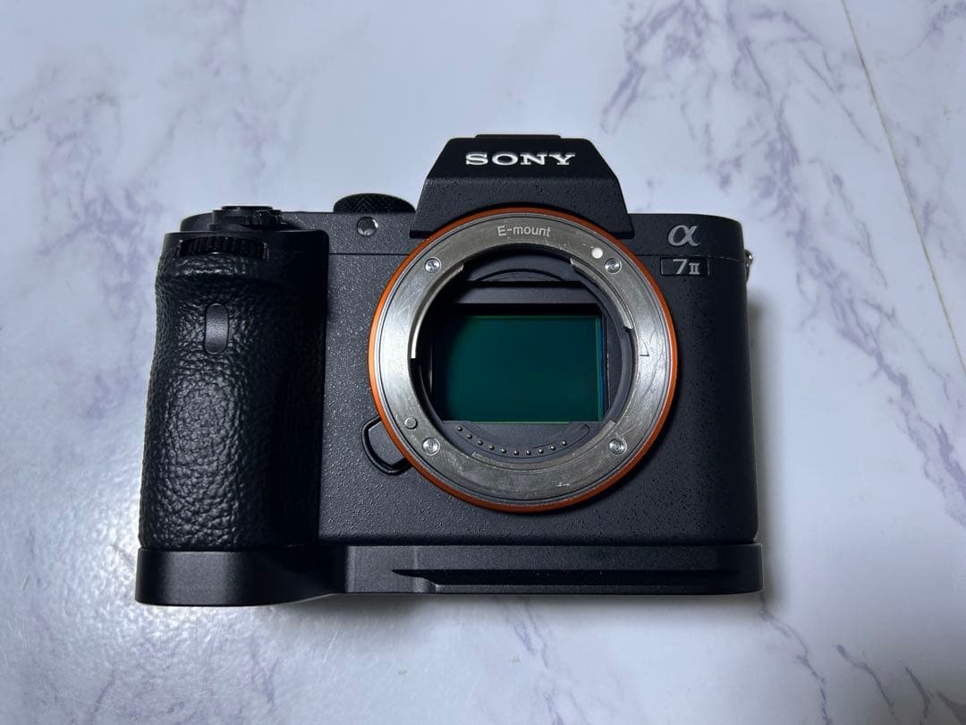 SONY α7 II ボディ ILCE-7M2 （シャッター回数15,100回）