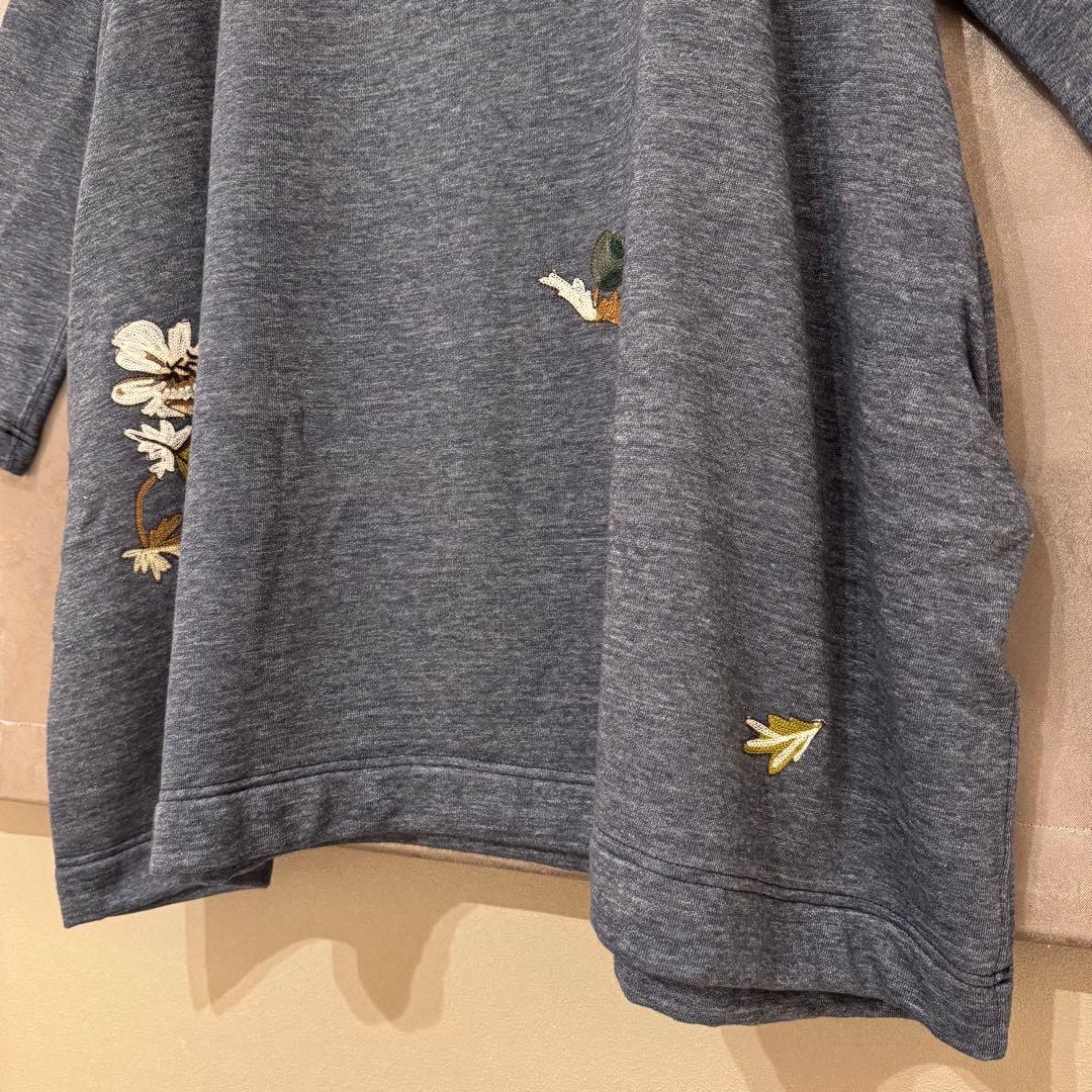 【未使用タグ付き】 45R 花柄 刺繍 裏起毛 チュニック(サイズ0)