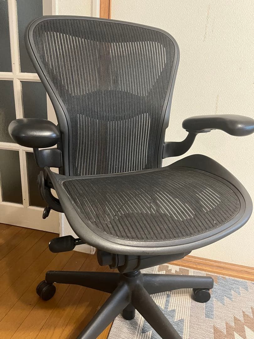 アーロンチェア ハーマンミラー 正規品　旧タイプ