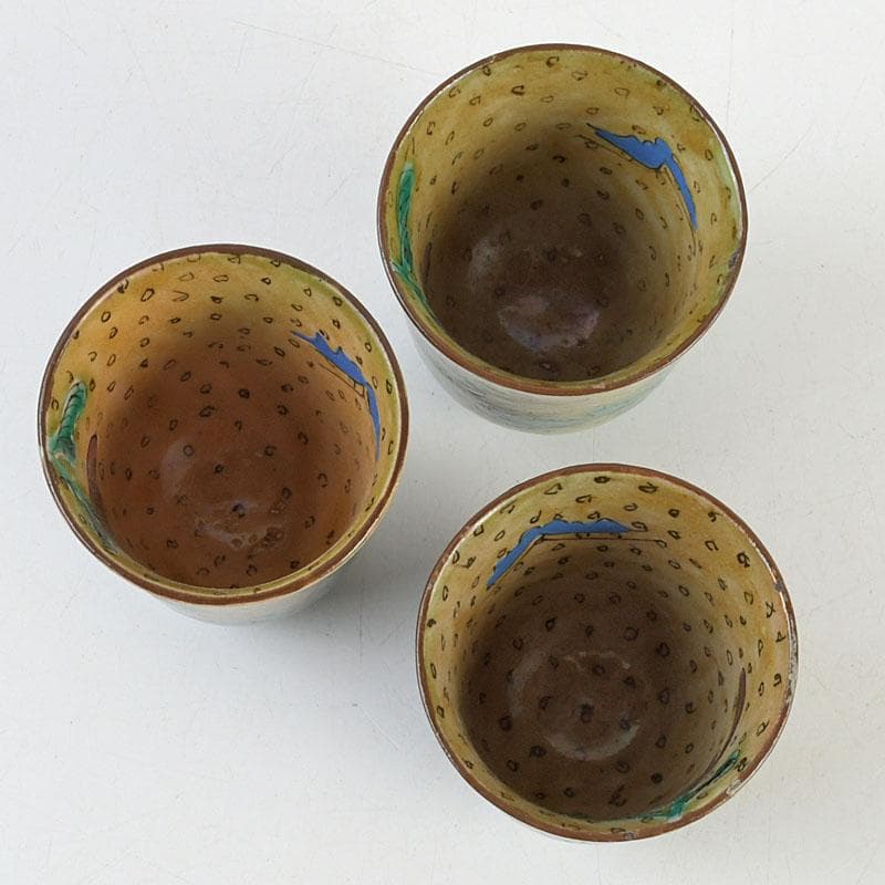 kimi 九谷焼　古九谷角福銘　草花文　ぐい呑　三客まとめて　C　9525