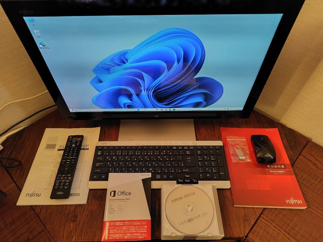 [美品]富士通 ESPRIMO FH78/LD Windows11メモリ16GB