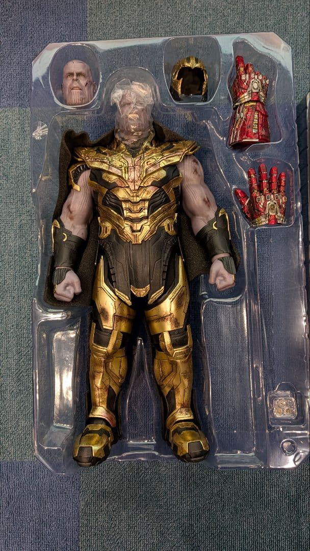 ト*す様 ホットトイズ サノス バトルダメージ版 アベンジャーズエンドゲーム M