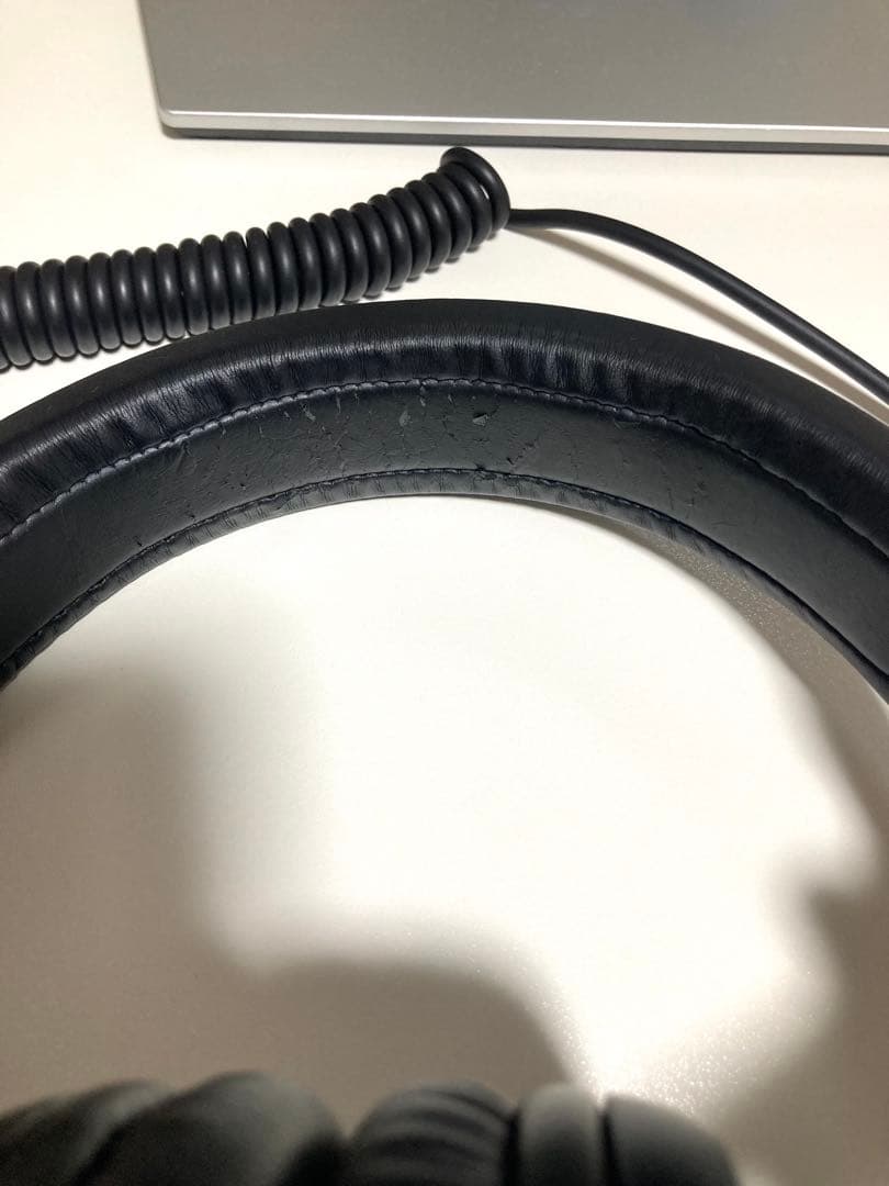 ヘッドホン SHURE SRH440