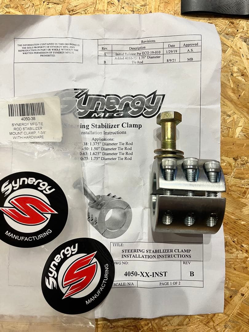 ラングラー　Synergy Steering Stabilizer Clamp