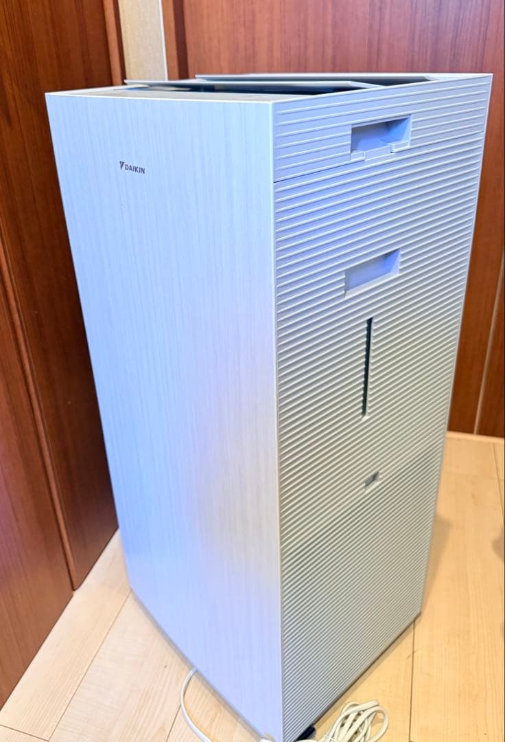 値引き交渉可 ダイキン ストリーマ空気清浄機　加湿機能付 MCK905AKS-W