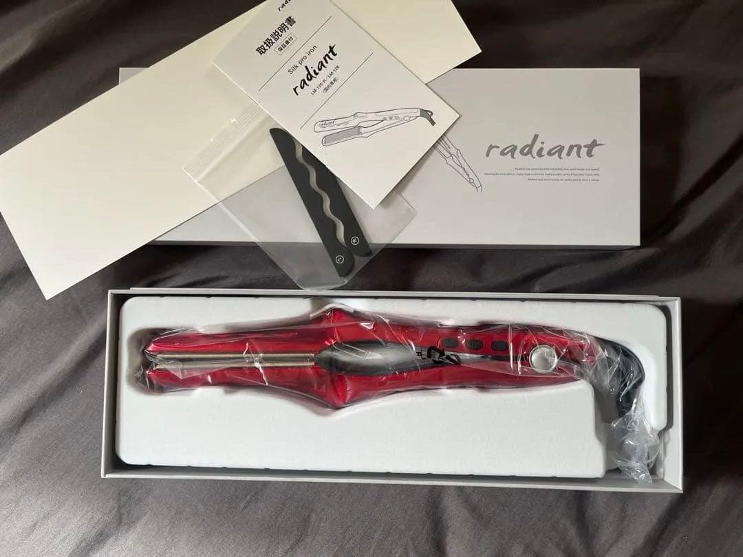 【新品未使用】ラディアント radiant 28mmストレートアイロン