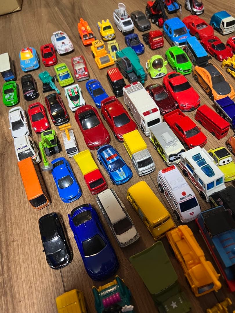 【ジャンク】値下げ　トミカ、ホットウィル他　ミニカー　約400台