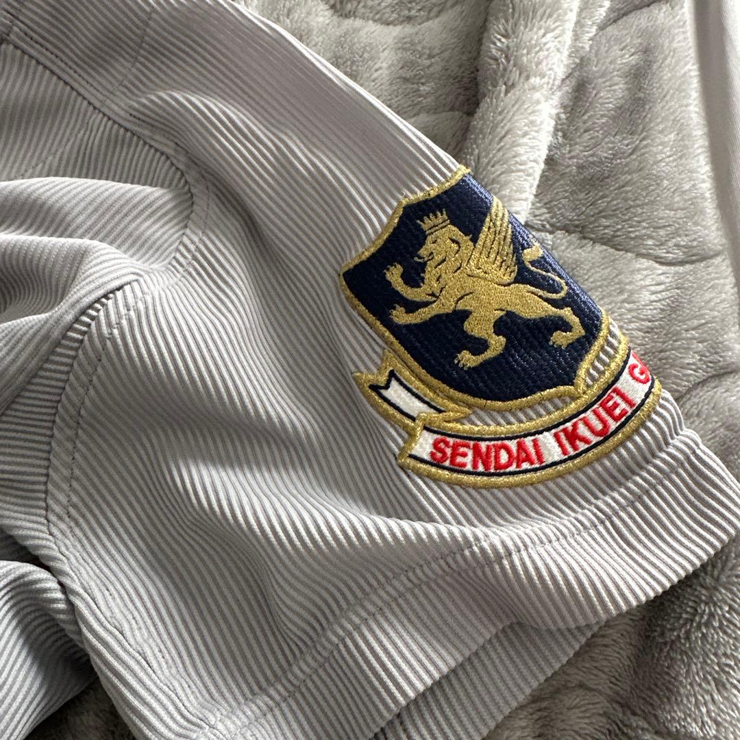 仙台育英　IKUEI ユニフォーム グレー