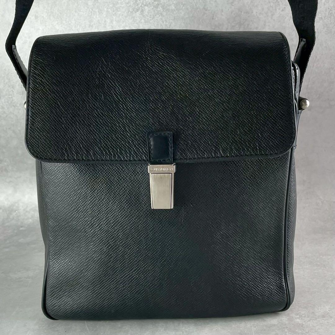 美品✨ルイヴィトン タイガ　ヤランガ ショルダーバッグレザー