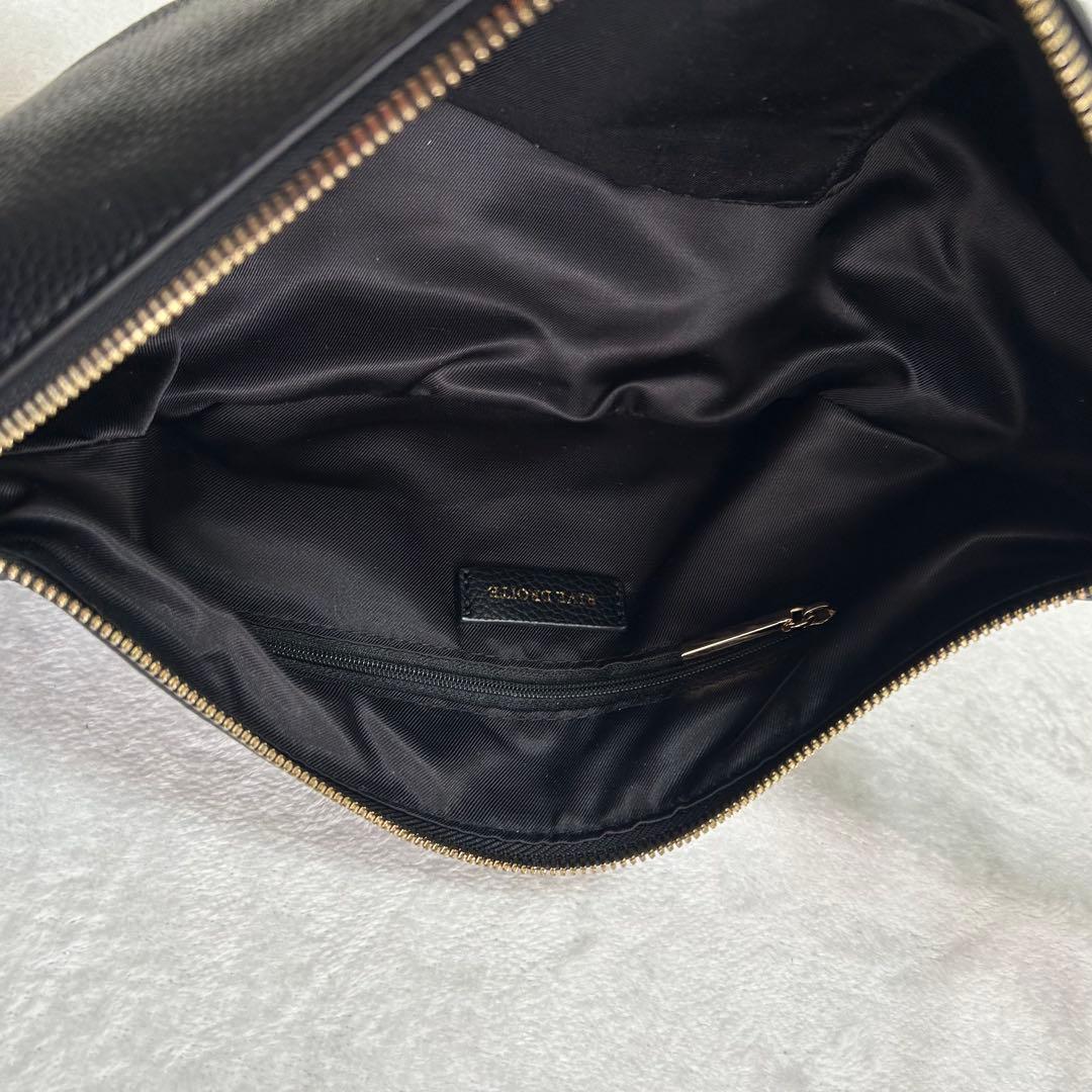 極美品✨RIVE DROITE カーブボディバッグ レザー　ブラック　リヴドロワ