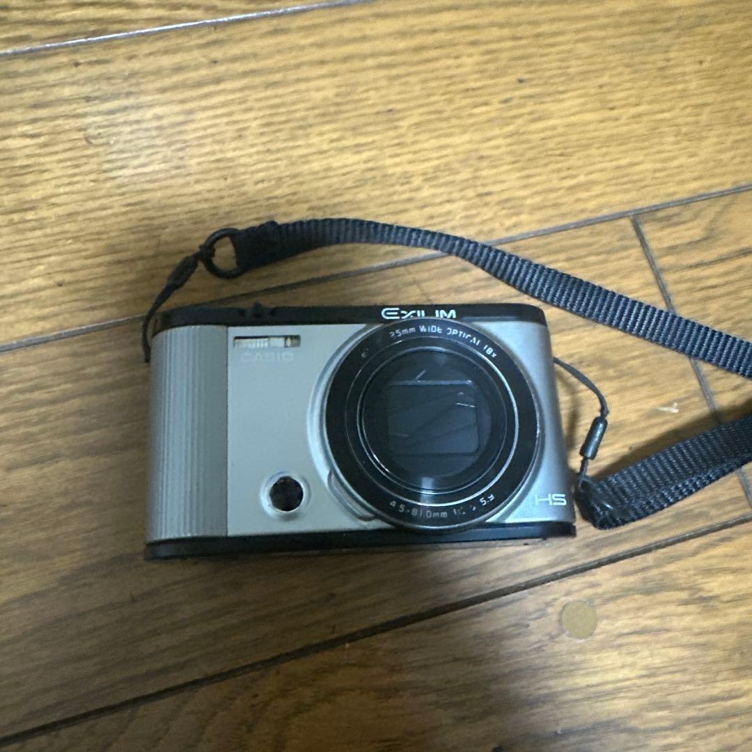 EXILIM HS コンパクトデジタルカメラ シルバー