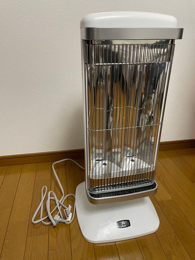 遠赤グラファイトヒーター　アラジン　CAH-2G10E-W