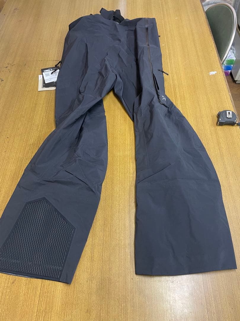アークテリクス　RUSHラッシュBIBパンツ　L 未使用　最新arc’teryx