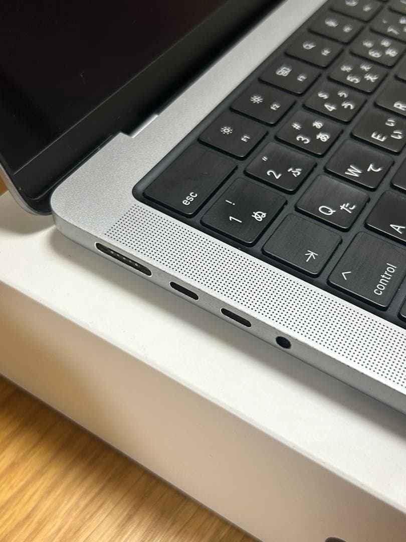 A*i様 MacBookPro 2021 14インチ M1Pro 16/512
