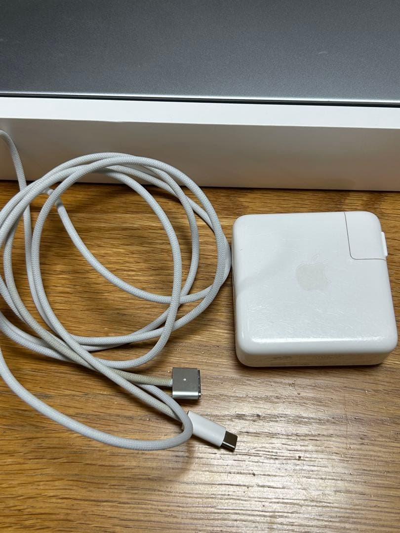 A*i様 MacBookPro 2021 14インチ M1Pro 16/512