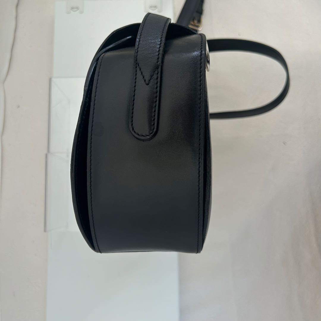 CELINE ブラックレザー ショルダーバッグ スター金具ゴールド