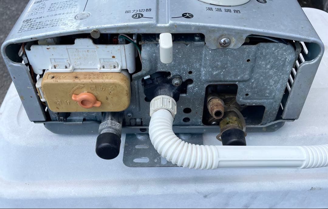 【動作確認済】ガス瞬間湯沸器、中古